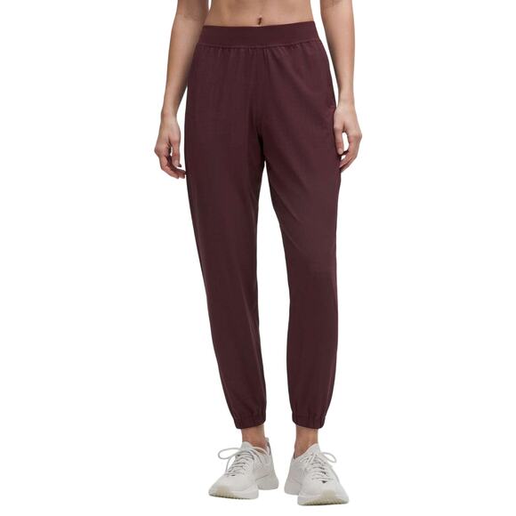 Lululemon Adapted State Perforated High-Rise Jogger Goodnight Plum Size 0 NWT - Picture 1 of 12
